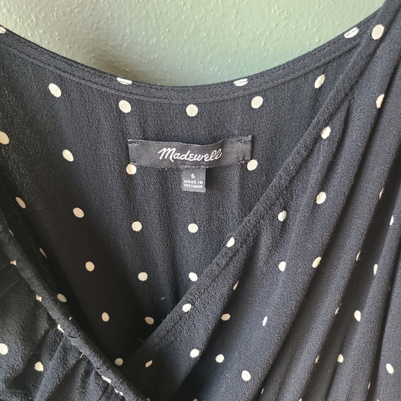 Madewell Ruffle Front Wrap Jumpsuit in Grid Dot, Size 6 - Picture 5 of 6